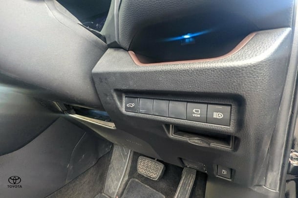 2020 Toyota RAV4 Hybrid Cruiser-AWD image 14