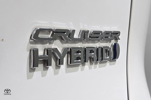 2024 Toyota RAV4 Hybrid Cruiser-AWD image 9