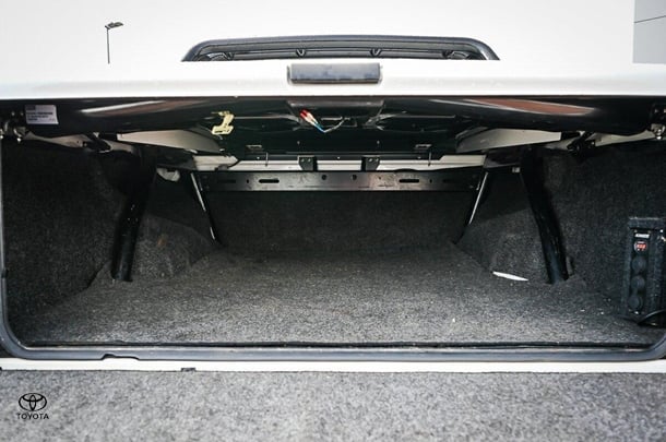 2019 Toyota Hilux 4x4 Rogue image 10