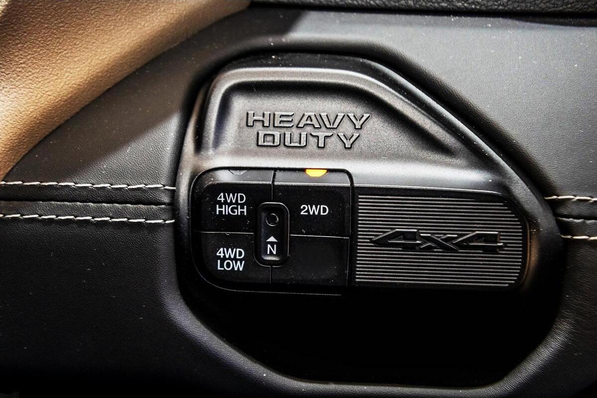 2024 RAM 2500 Laramie Auto 4x4 MY24 image 16