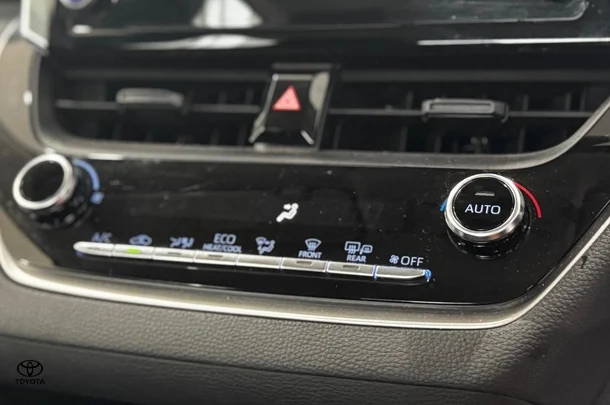 2022 Toyota Corolla Sedan Hybrid Ascent Sport image 26