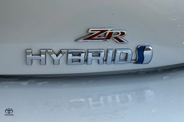 2024 Toyota Corolla ZR image 17