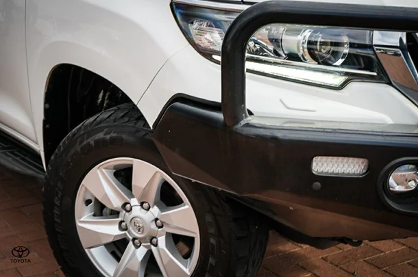 2018 Toyota Prado GXL image 2
