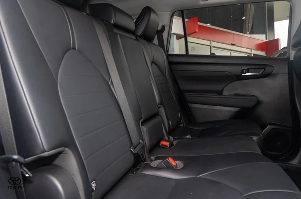 2021 Toyota KLUGER HYBRID GXL AWD image 9