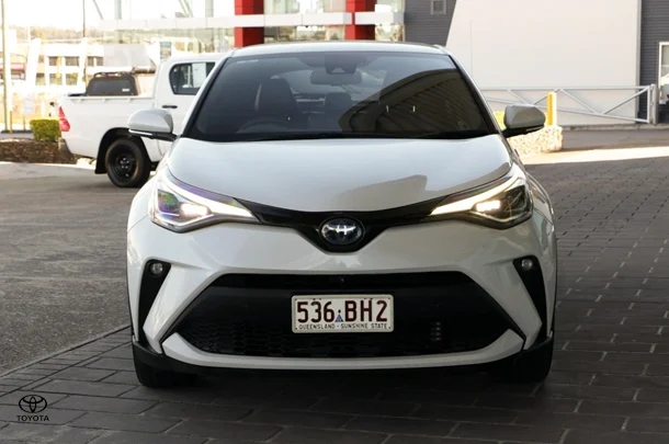 2021 Toyota C-HR Hybrid Koba 2WD image 3