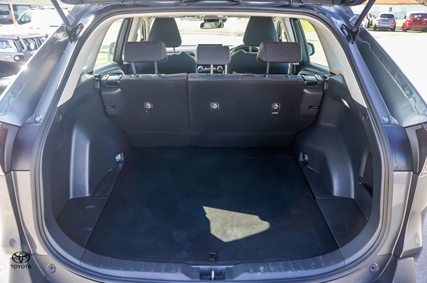 2023 Toyota Rav4 Hybrid GX image 11