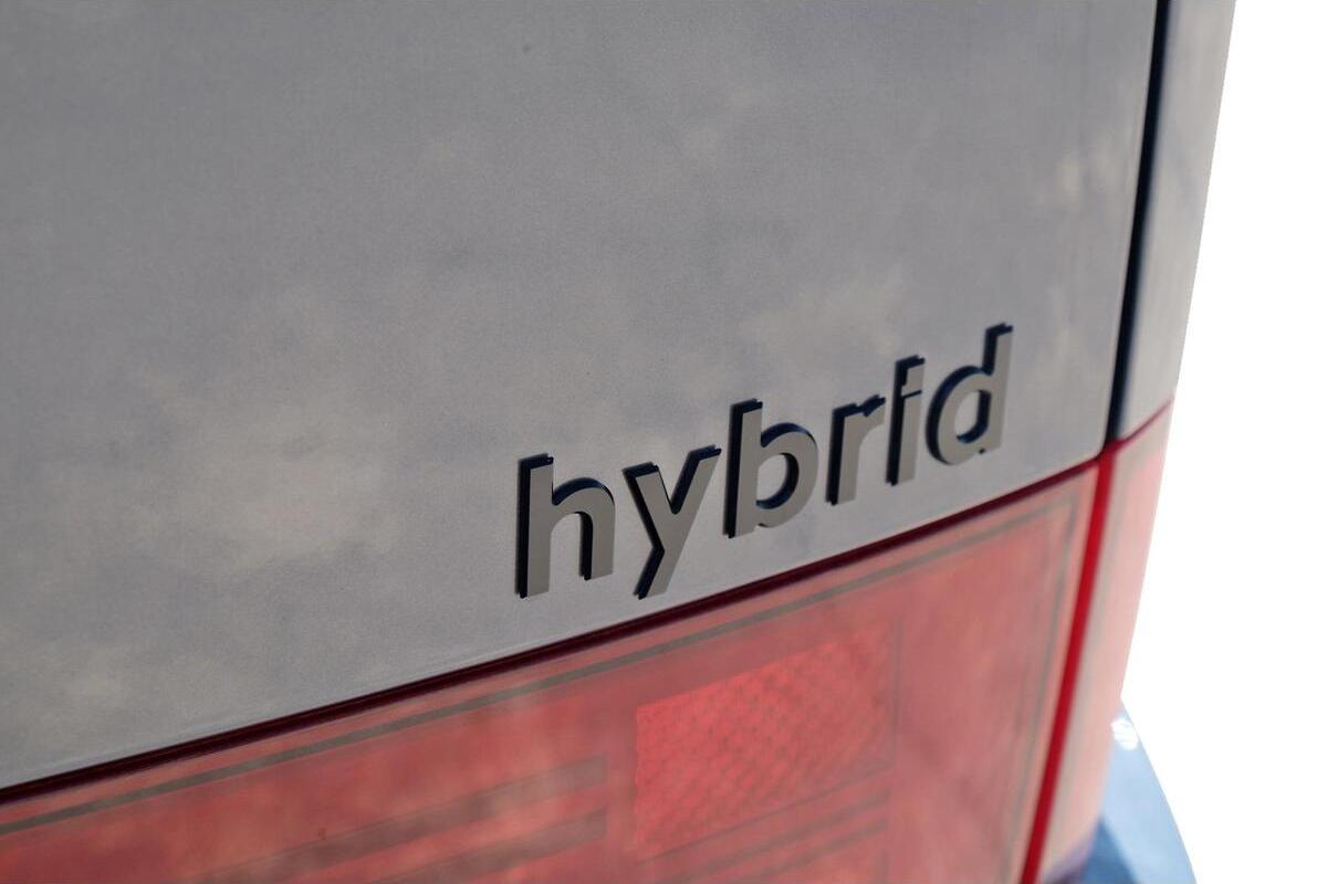 2024 Hyundai Santa Fe Hybrid Calligraphy Auto AWD MY25 image 10