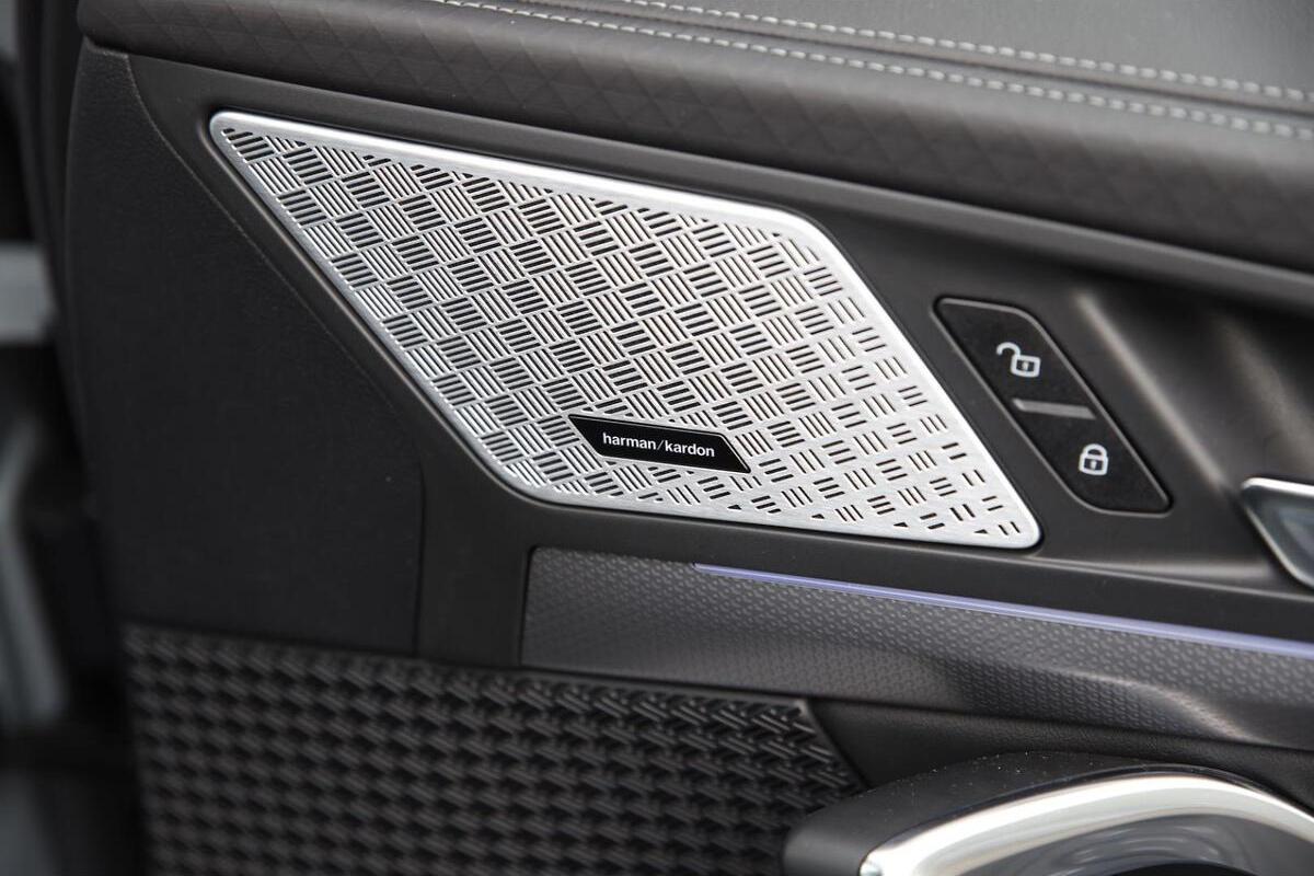 2024 BMW iX2 xDrive30 M Sport U10 Auto AWD image 15