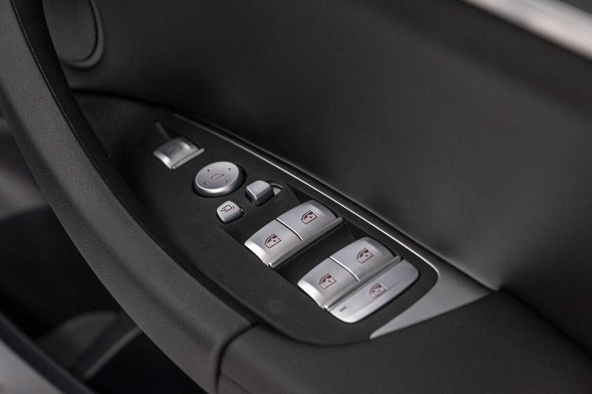 2025 BMW X4 xDrive20i M Sport G02 LCI Auto 4x4 image 19