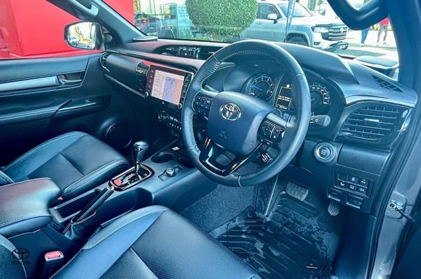 2024 Toyota Hilux Rogue image 9