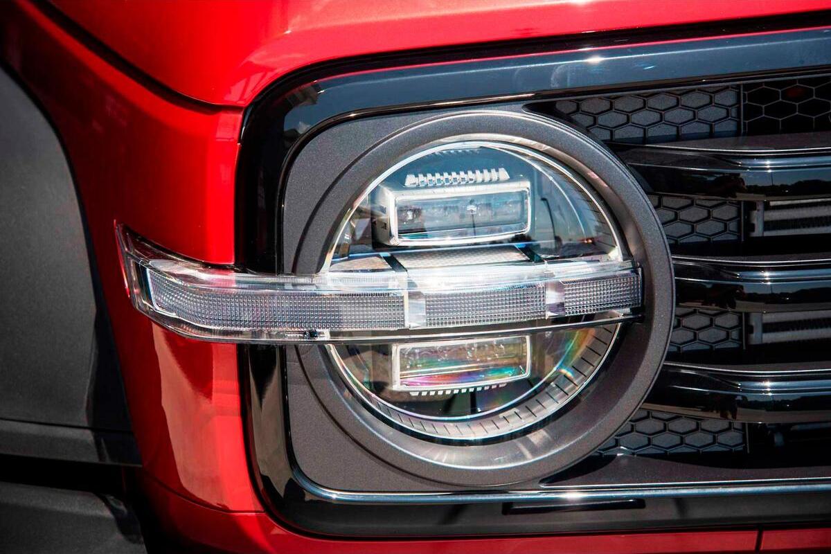 2024 GWM Tank 300 Lux Hybrid Auto 4x4 image 17