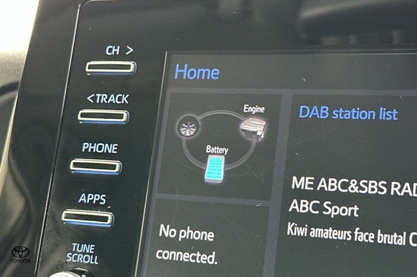 2023 Toyota Camry Hybrid Ascent image 32