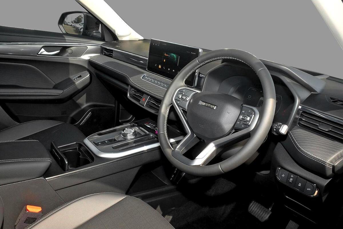 2024 GWM Haval Jolion Ultra Hybrid Auto image 6