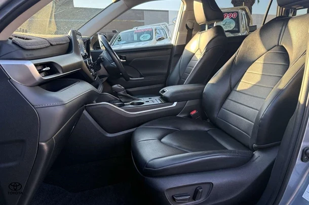 2022 Toyota Kluger Hybrid GXL AWD image 3