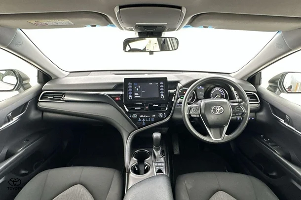 2023 Toyota Camry Hybrid Ascent image 2