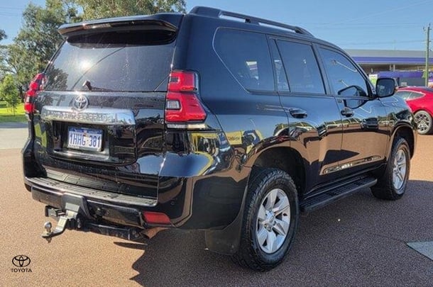 2021 Toyota Prado GXL image 4