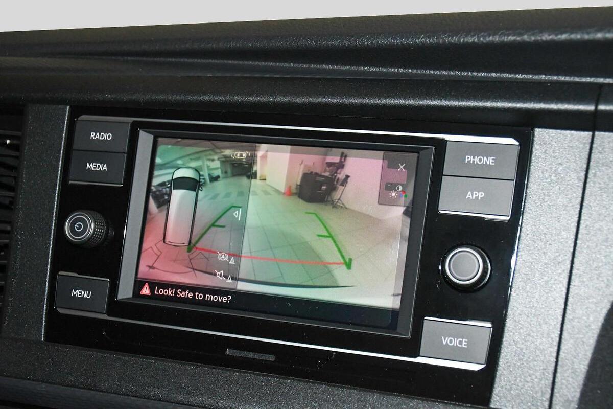 2024 Volkswagen Transporter TDI450 T6.1 SWB Auto 4MOTION MY24 image 12