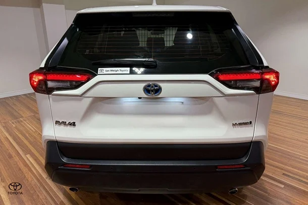 2022 Toyota Rav4 Hybrid GX-2WD image 8