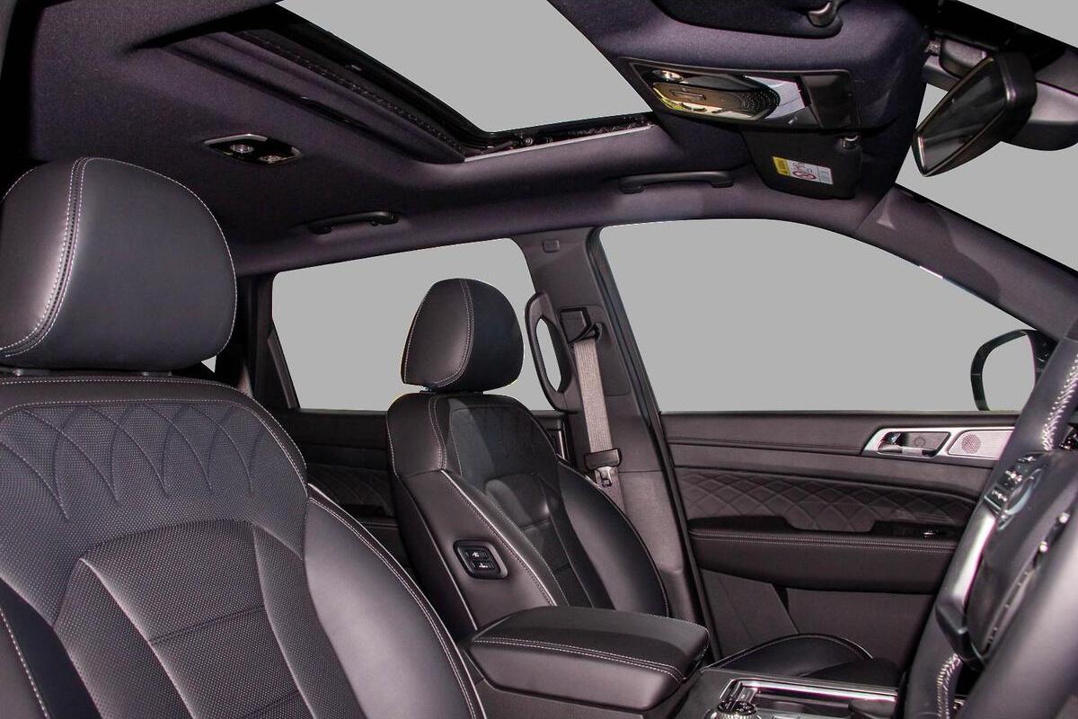 2025 KGM SsangYong Rexton Ultimate Sport Pack Auto 4x4 MY24 image 8