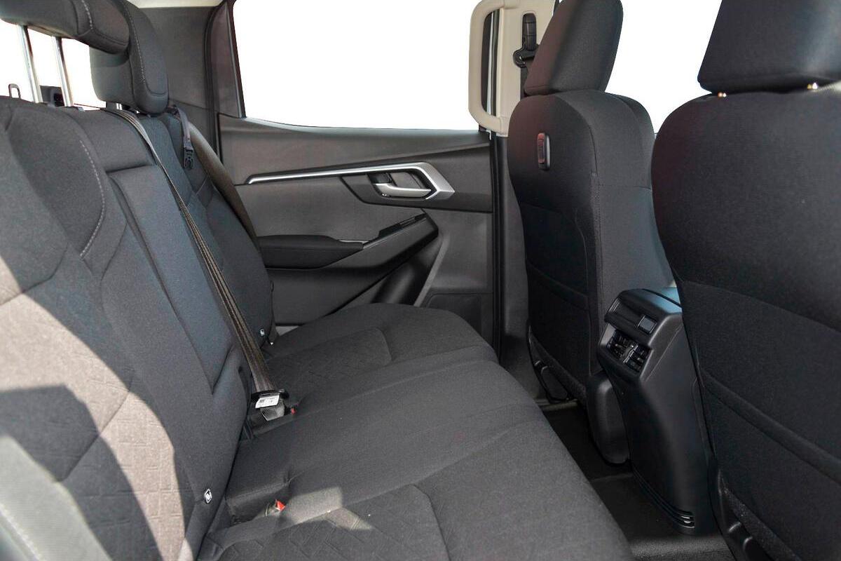 2024 Isuzu D-MAX LS-M Auto 4x4 MY24 image 9
