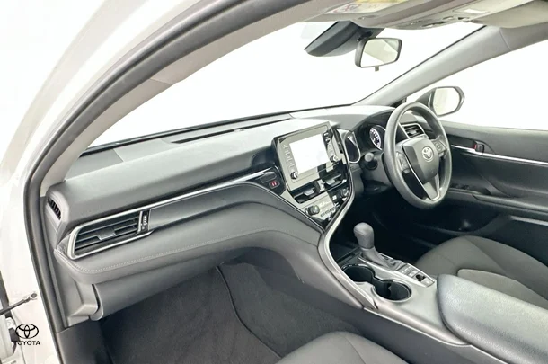 2023 Toyota Camry Hybrid Ascent image 18