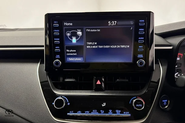 2022 Toyota Corolla Sedan Hybrid Ascent Sport image 17