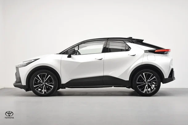 2023 Toyota C-HR Hybrid Koba 2WD image 4