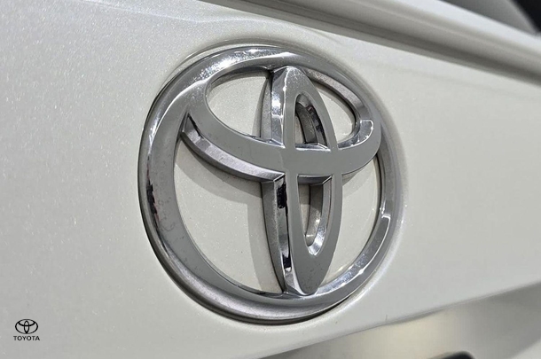 2019 Toyota RAV4 GXL-2WD image 8