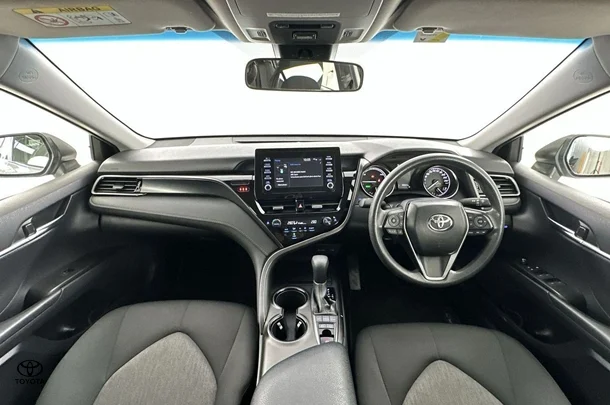 2023 Toyota Camry Hybrid Ascent image 2