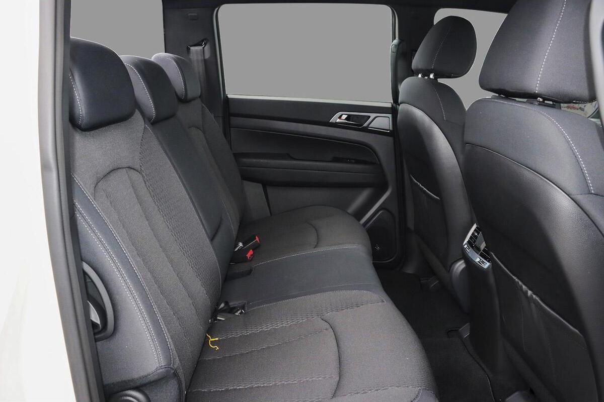 2024 SsangYong Musso ELX XLV Auto 4x4 MY24 image 8