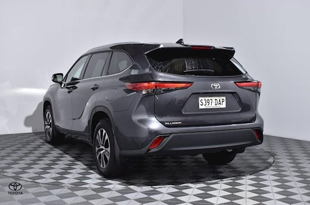2022 Toyota Kluger GXL image 14