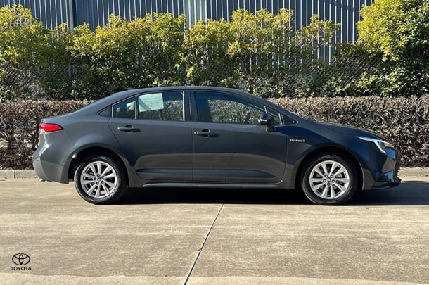 2024 Toyota Corolla Ascent Sport Hybrid image 5