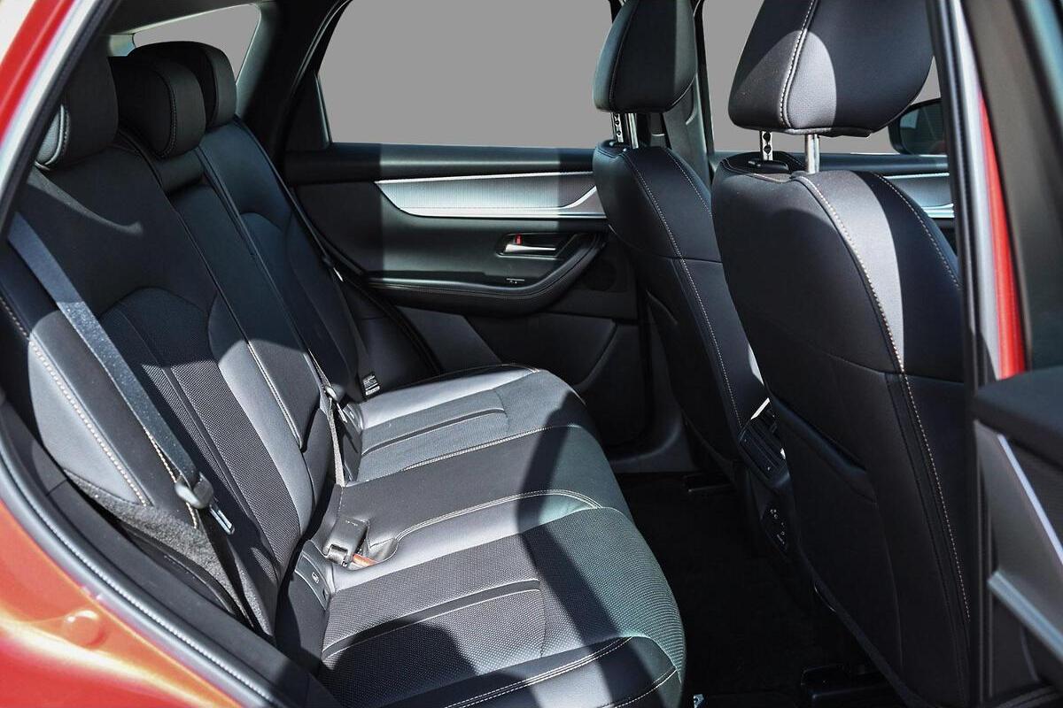 2024 Mazda CX-60 D50e GT KH Series Auto i-ACTIV AWD image 7