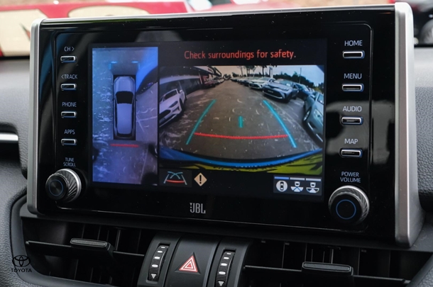 2019 Toyota RAV4 Edge AWD image 12