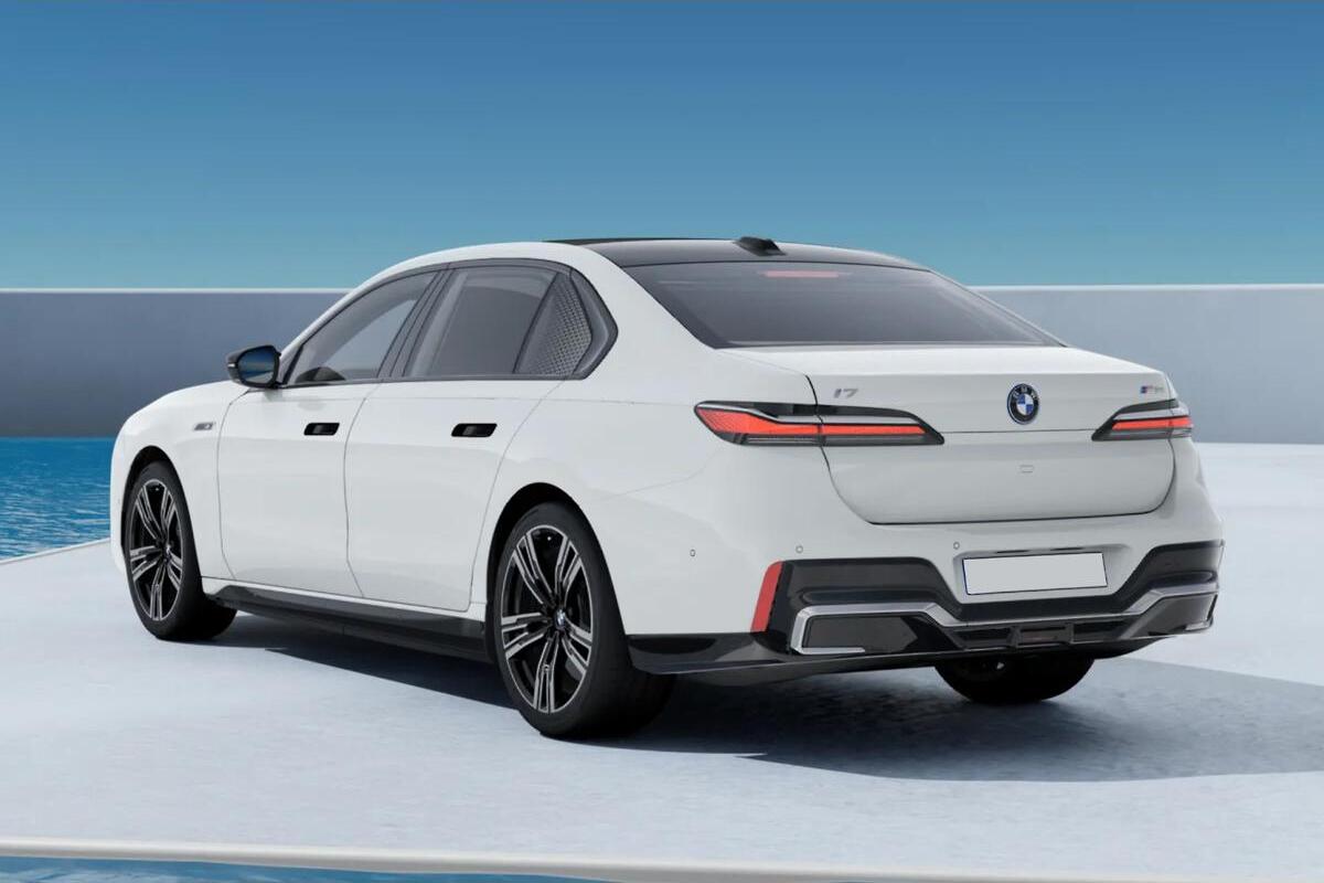 2025 BMW i7 M70 xDrive G70 Auto AWD image 2