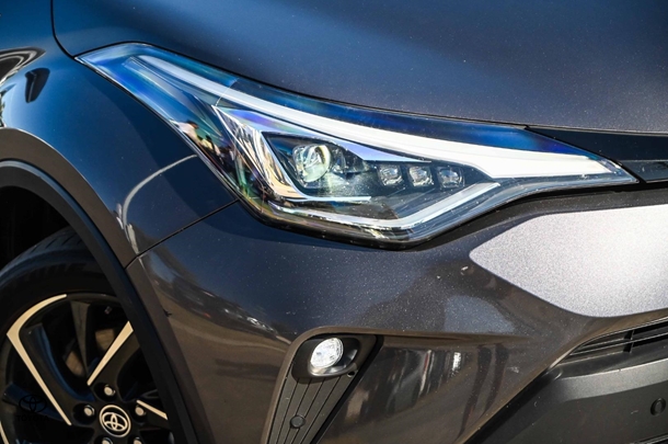 2023 Toyota C-HR Hybrid Koba 2WD image 12