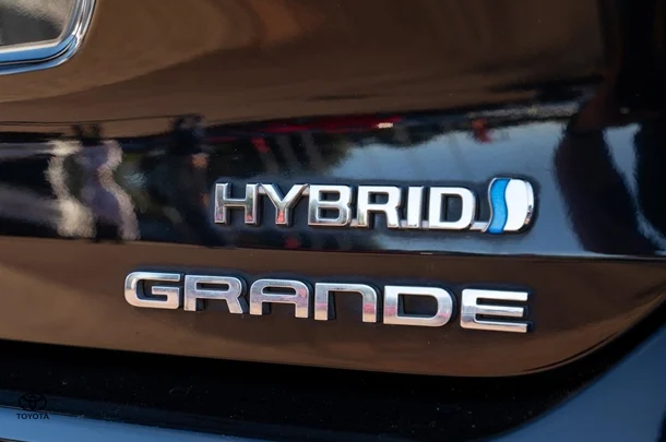 2021 TOYOTA Kluger Hybrid AWD GRANDE image 28
