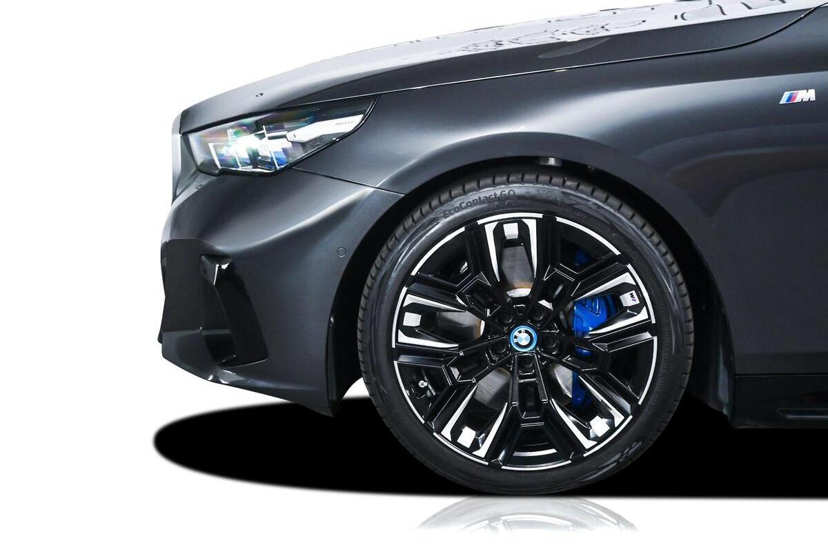 2024 BMW i5 M60 xDrive G60 Auto AWD image 18