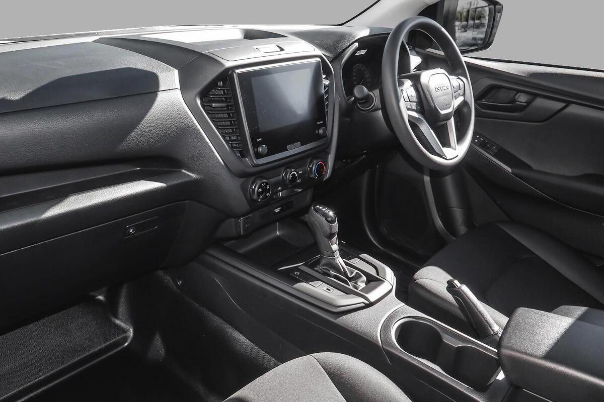 2025 Isuzu D-MAX SX High Ride Auto 4x2 MY24 image 9