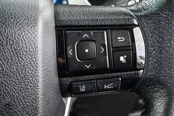 2020 Toyota Fortuner GXL image 15