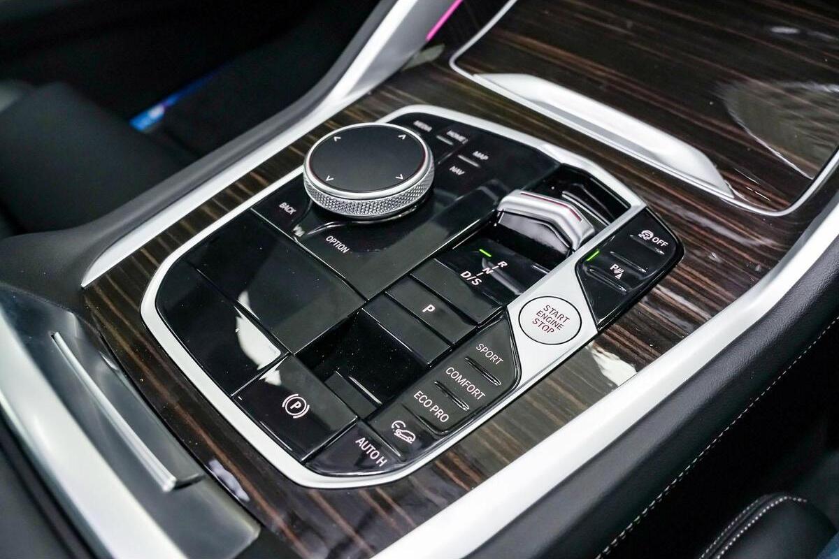 2024 BMW X6 xDrive30d M Sport G06 LCI Auto 4x4 image 13