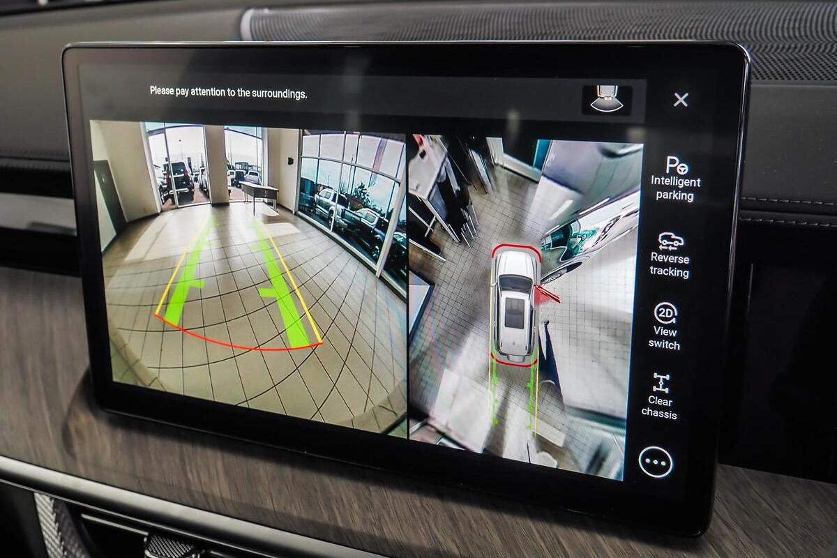 2024 GWM Tank 500 Lux Hybrid Auto 4WD image 18