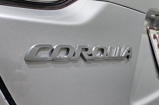2024 Toyota COROLLA SEDAN HYBRID Ascent Sport image 9