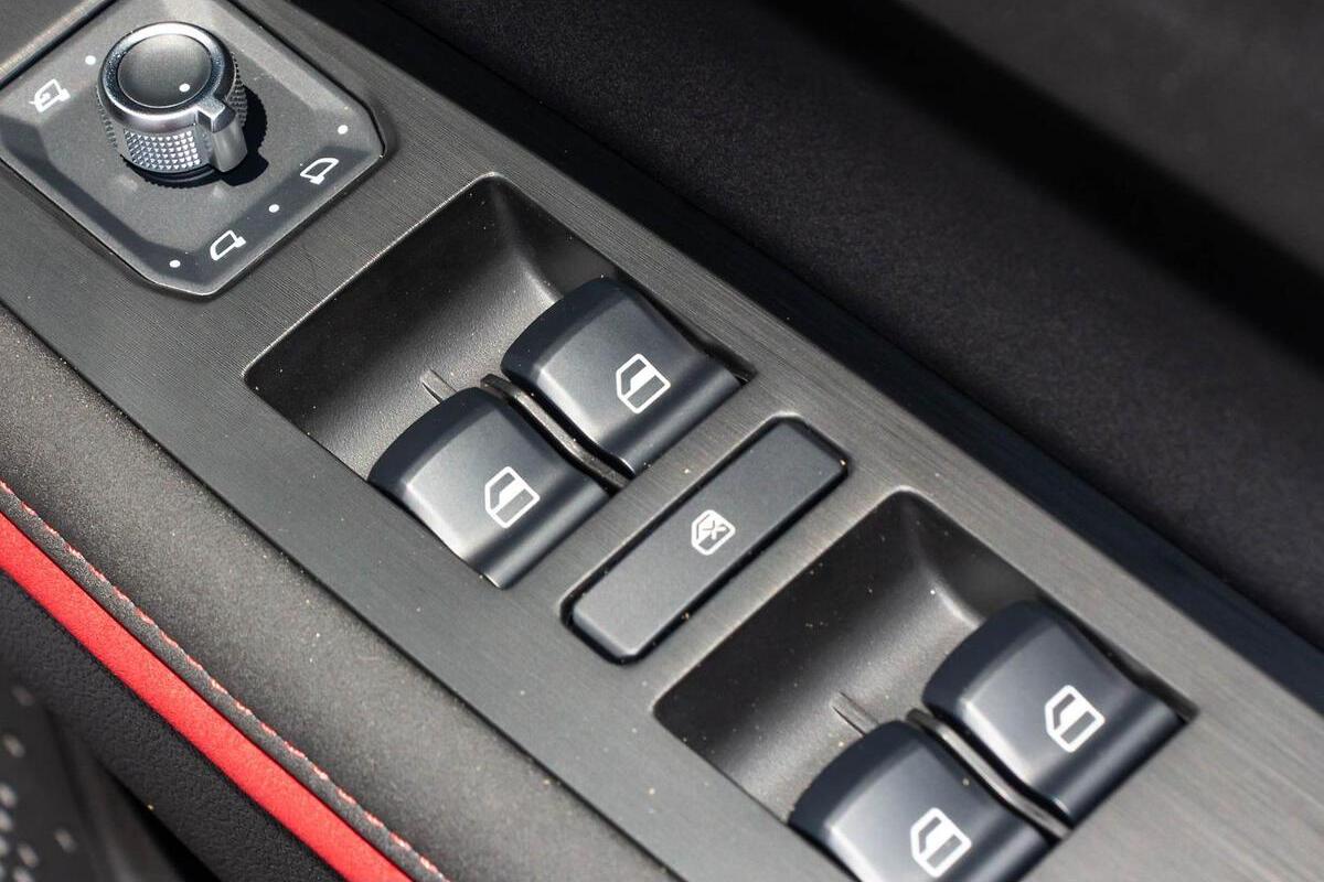 2024 GWM Ora GT Auto image 16