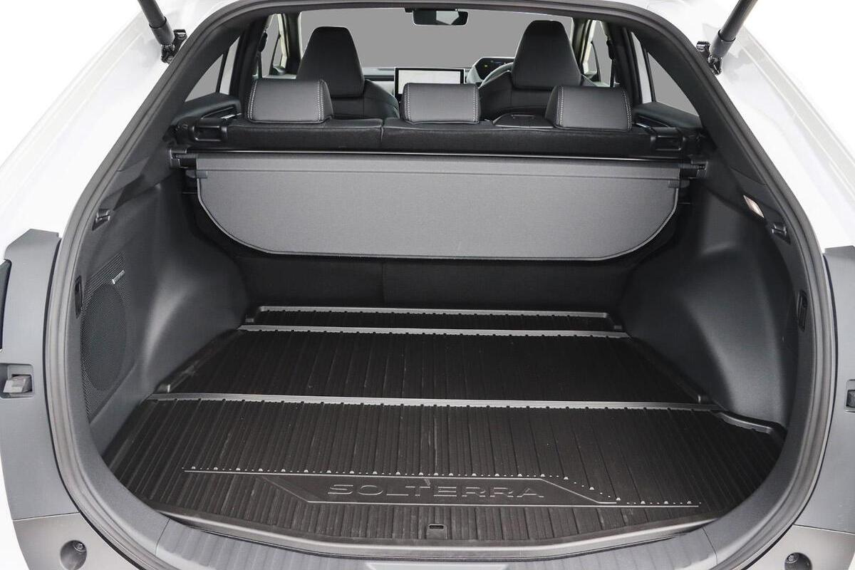 2024 Subaru Solterra AWD Touring E1-1 Auto AWD MY24 image 9
