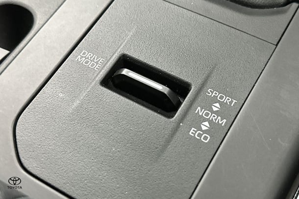 2024 Toyota Kluger Hybrid GX AWD image 25