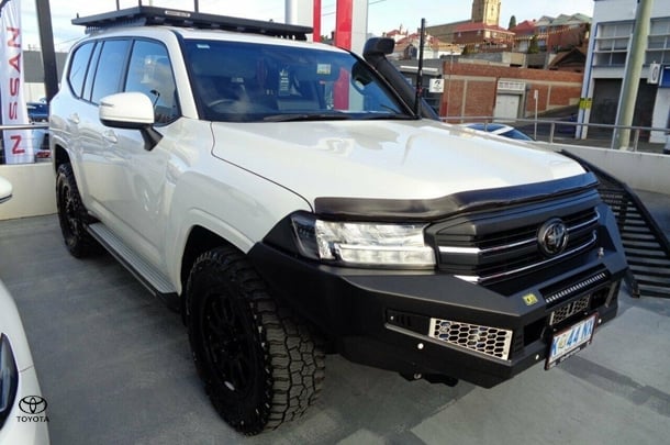 2022 Toyota Landcruiser GXL image 2