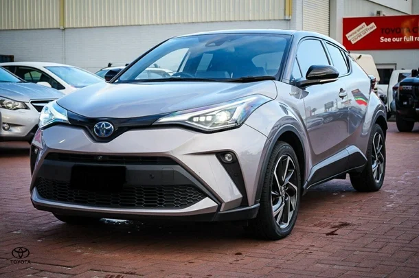 2021 Toyota C-HR Hybrid Koba 2WD image 4