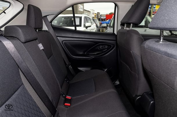 2020 Toyota Yaris Cross Hybrid GX image 10