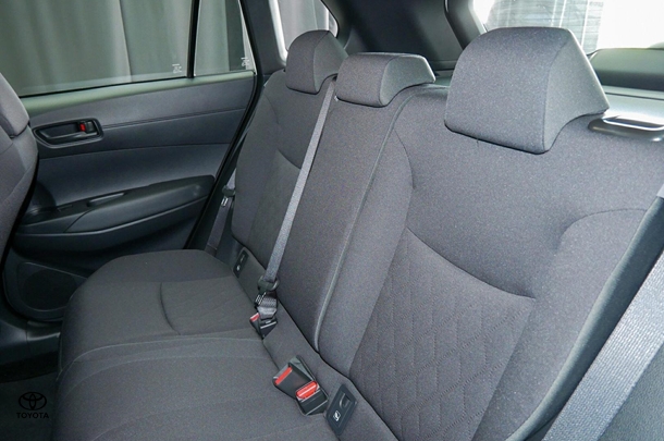 2023 Toyota Corolla Cross HV GX image 19